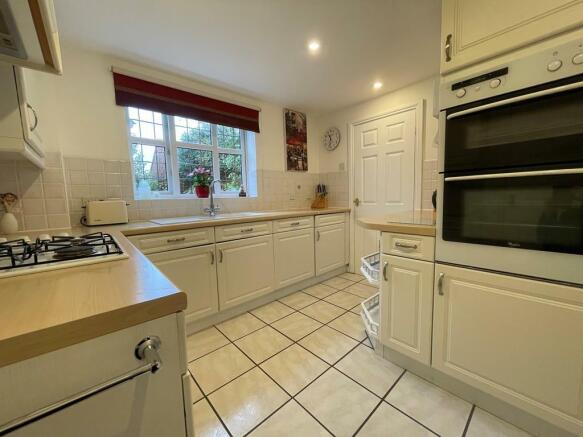 Kitchen.JPG