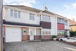 15, Mountfield Road, Hemel Hempstead HP2 5DR