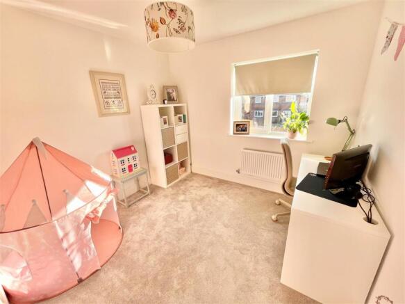 Bedroom 6/Home Office
