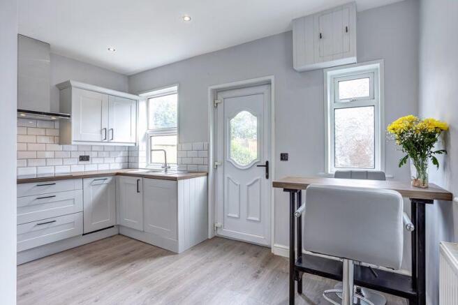 BREAKFAST KITCHEN