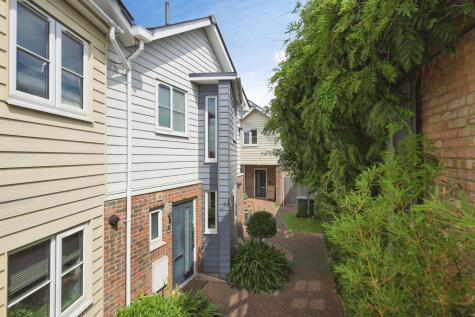Fitzmaurice Mews, Eastbourne