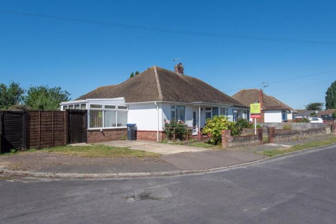 11Hadlow-2.jpg