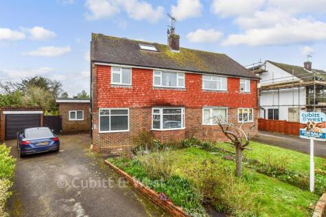 Barleycroft, Cowfold, Horsham, West Sussex