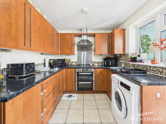 CAM03852G0-PR0382-STILL007