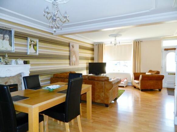Lounge / Diner