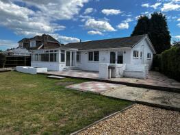 5, Myvern Close, Holbury SO45 2HZ