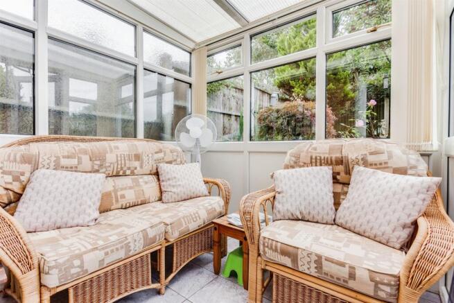 2 bed Semi-Detached for sale Image 8