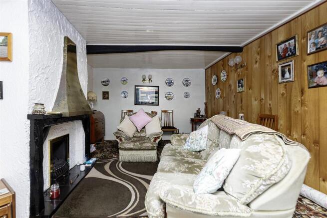 2 bed Terraced for sale Image 8