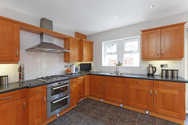 4 bed Terraced for sale Image 6
