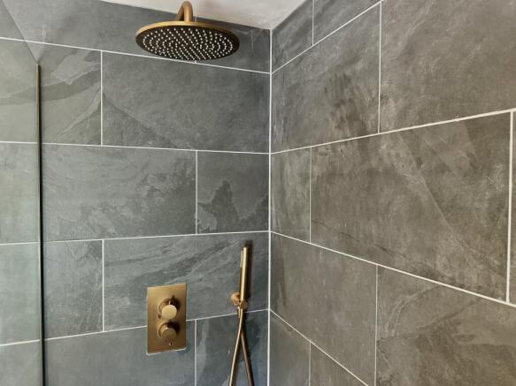 Ensuite Details