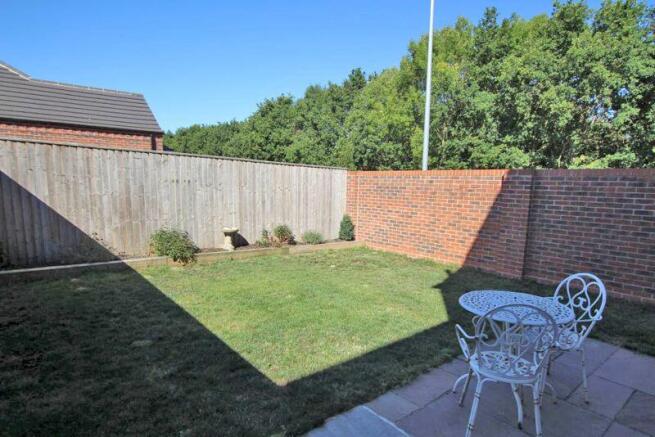 Rear garden photo 1