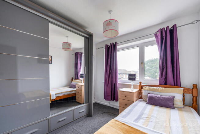 3 bed Semi-Detached for sale Image 8