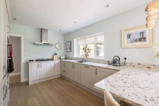 3 bed Detached Bungalow for sale Image 8