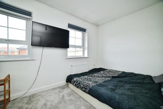 2 bed Semi-Detached for sale Image 10