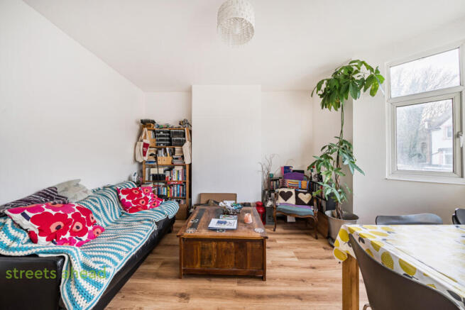 b959396d-d3da-4c4...