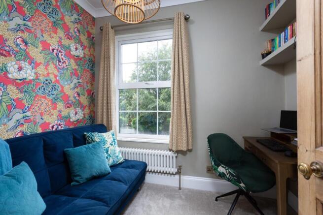 2 bed Semi-Detached for sale Image 11
