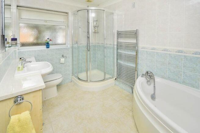 Family Bathroom / Shower Room WC