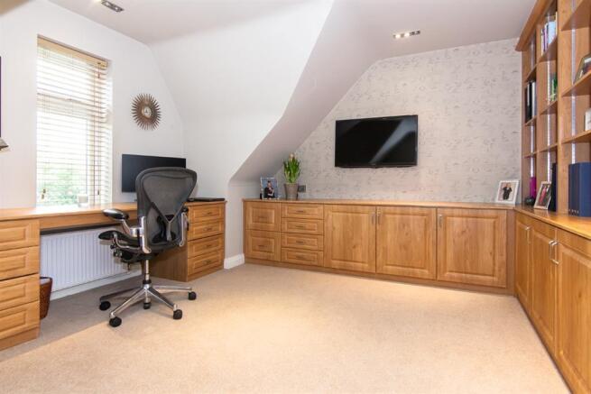 Bedroom Two/Office 