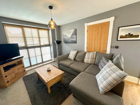 3 bed Terraced for sale Image 8
