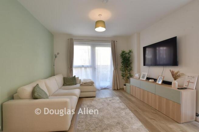 Lounge/Kitchen /Dining Room