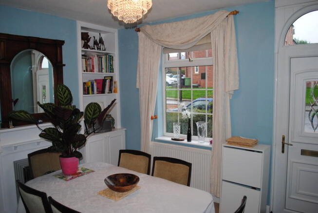 Photo 3