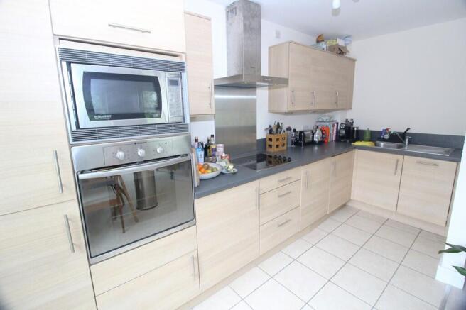 Kitchen (2)