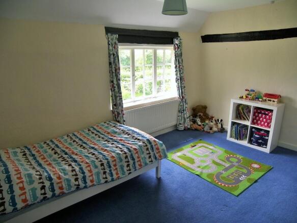 Photo 9