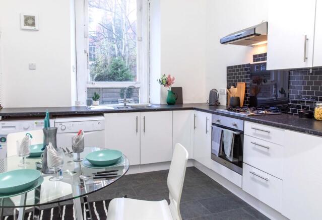 Kitchen/ Dining