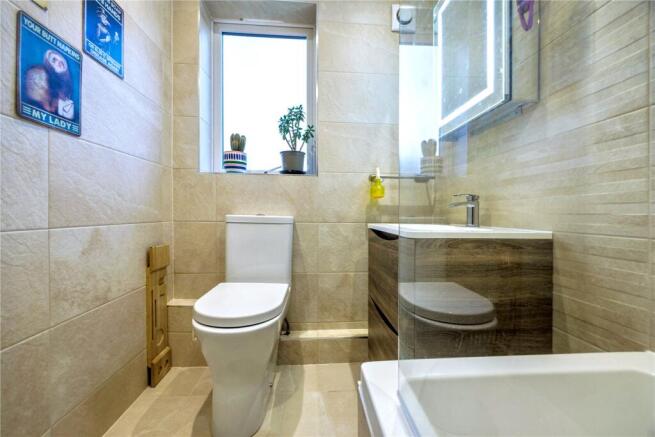 Bathroom/Wc