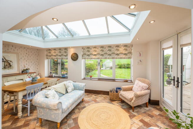 3 bed Barn Conversion for sale Image 9