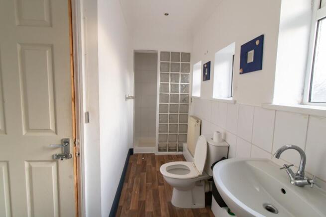 3 bed Semi-Detached for sale Image 10