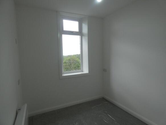 2 bed Apartment to rent Image 9