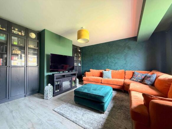 5 Highlands Lane, Halifax, HX2 9SP photo 4