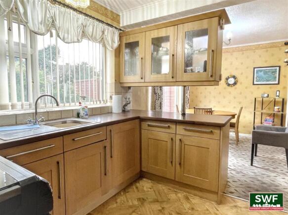 Kitchen2 (13).jpg