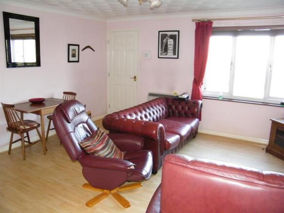 Lounge x2
