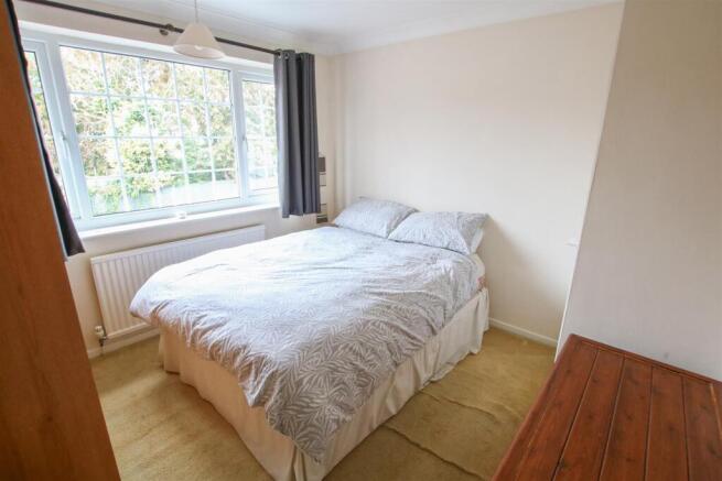 3 bed Semi-Detached for sale Image 12