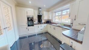 1, Dale View, Armthorpe, Doncaster DN3 3FJ