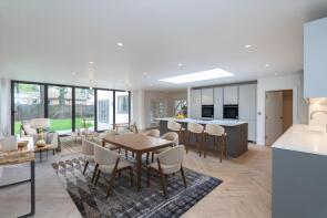 15, The Garth, Cobham KT11 2DZ