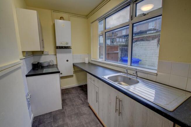 Kitchen 1.jpg
