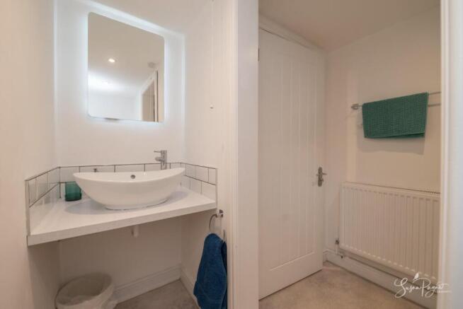 Annex Shower Room
