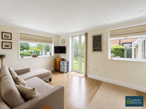 2 bed Detached Bungalow for sale Image 6