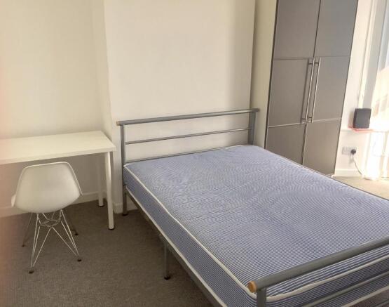 3 bed Terraced to rent Image 4