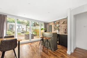 1, Wakefield Gardens, Upper Norwood, London SE19 2NR