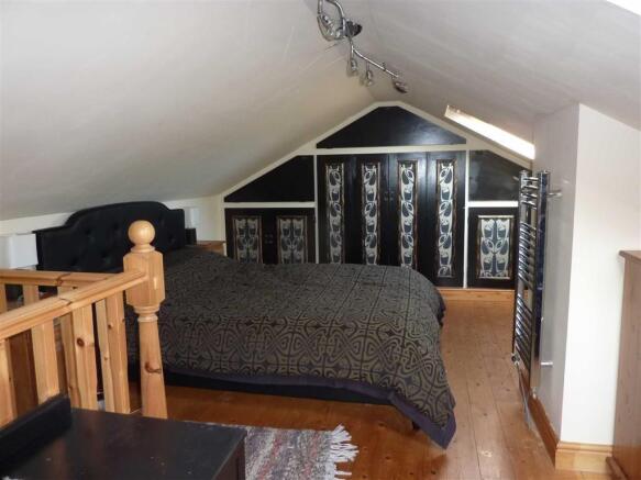 LOFT ROOM