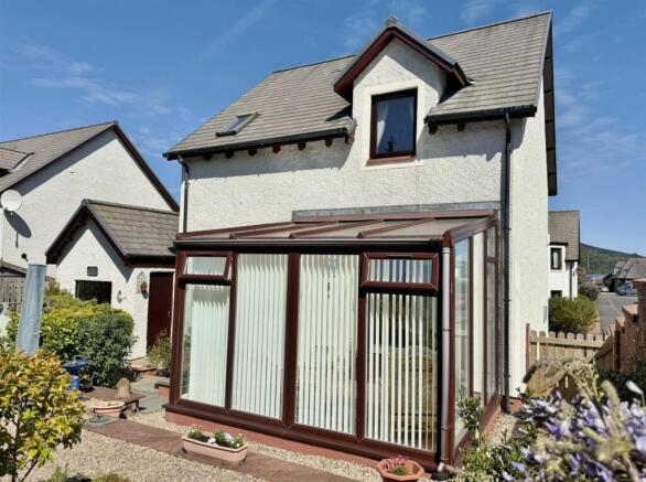 Rear of 1 Cora Linn Court