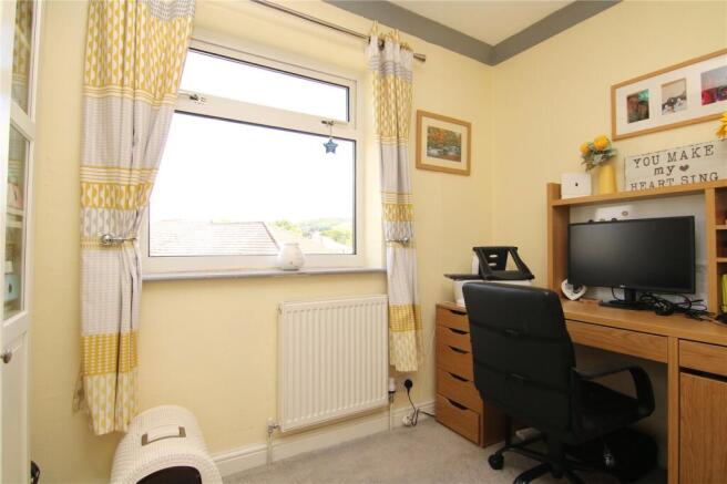 3 bed Semi-Detached for sale Image 10