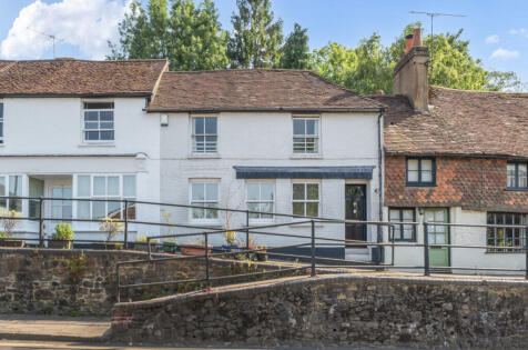 Lower Street, Haslemere, Surrey, GU27