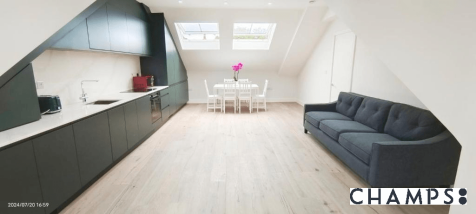 Crystal Apartment, London, London, W6 8JS