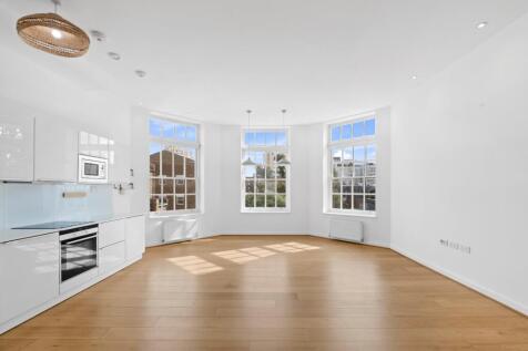 McCall Close, London, SW4