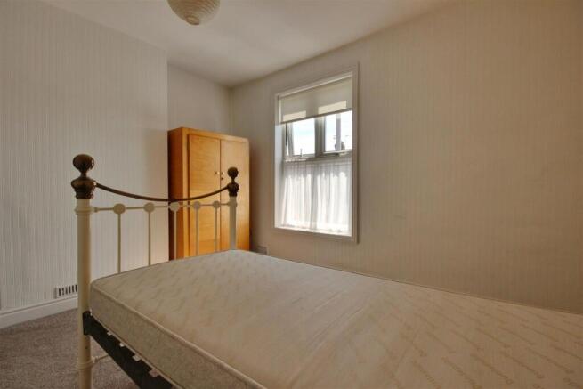 2 bed Terraced for sale Image 9